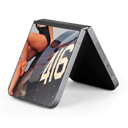 1940s Navy Pin-Up Girl On Corsair Fighter Plane Galaxy Z Flip6 Skin