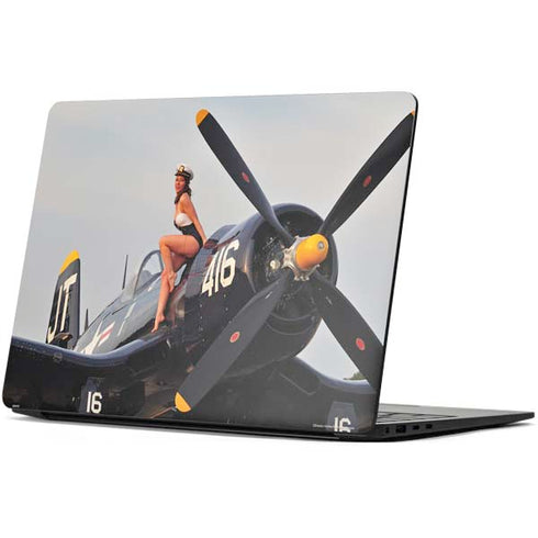1940s Navy Pin-Up Girl On Corsair Fighter Plane Surface Laptop 7 15in Skin