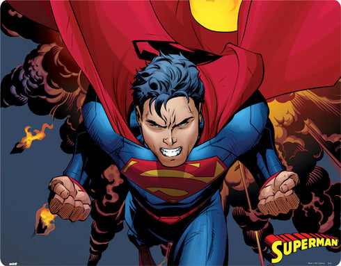 DC Comics Superman Action Flying Pose Moto E5 Plus Skin
