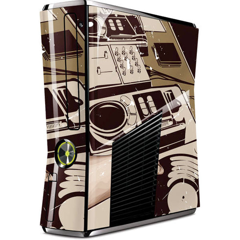 DJ Spinning Xbox 360 Slim (2010) Skin
