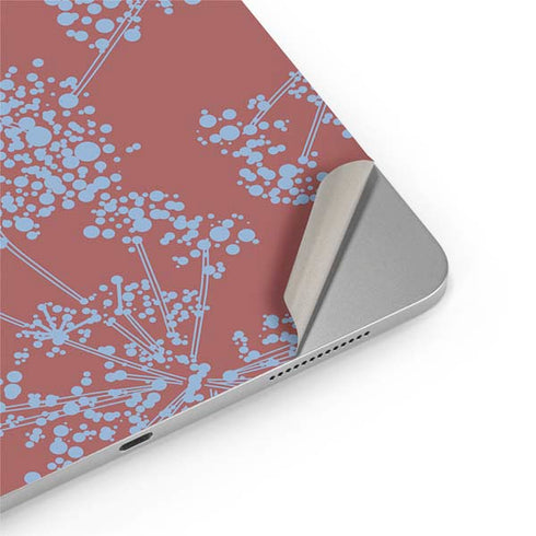 Airy Blue Floral iPad Pro 13in M4 (2024) Skin