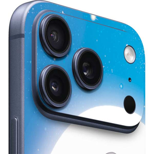 Disney Aladdin and Princess Jasmine Kiss iPhone 17 Pro Skin