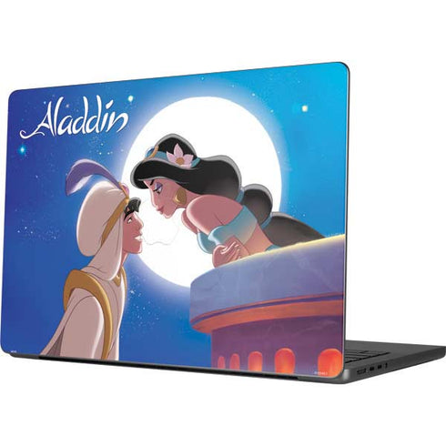 Disney Aladdin and Princess Jasmine Kiss Apple MacBook Pro 14-inch Skin