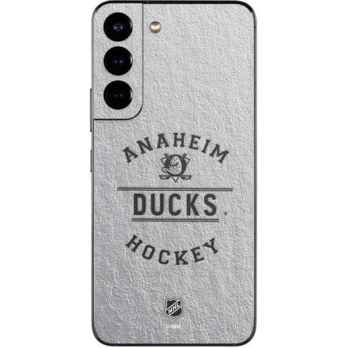 NHL Anaheim Ducks Black Text Galaxy S22 Skin