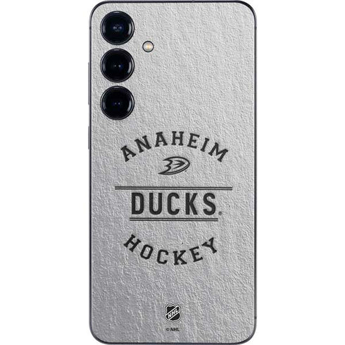 NHL Anaheim Ducks Black Text Galaxy S25 Skin