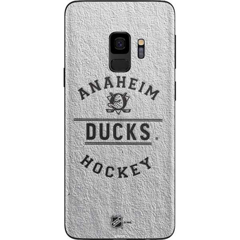 NHL Anaheim Ducks Black Text Galaxy S9 Skin