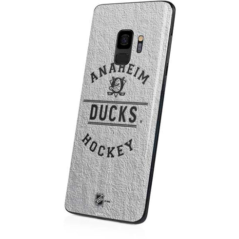NHL Anaheim Ducks Black Text Galaxy S9 Skin