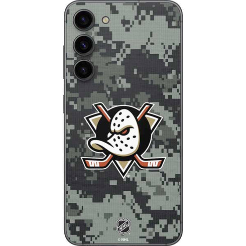 NHL Anaheim Ducks Camo Galaxy S23 FE Skin