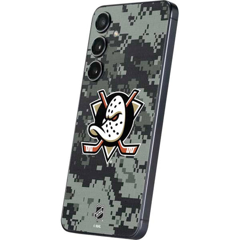 NHL Anaheim Ducks Camo Galaxy S24 Skin