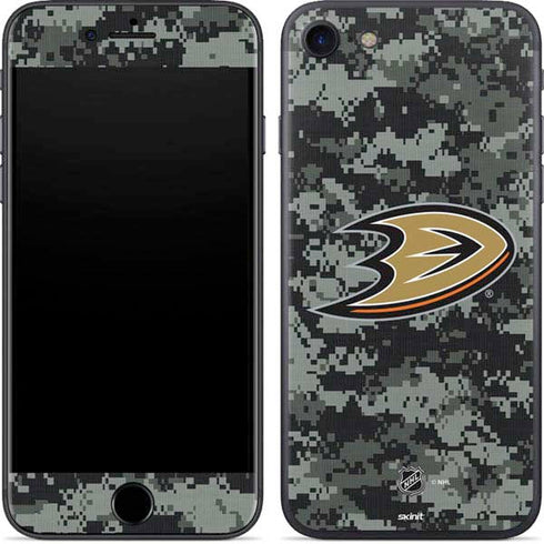 NHL Anaheim Ducks Camo iPhone 7 Skin
