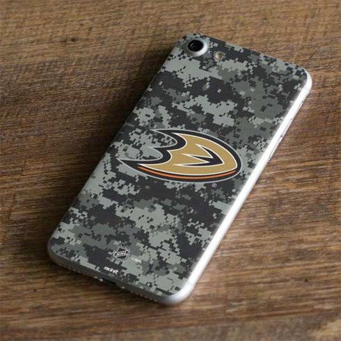 NHL Anaheim Ducks Camo iPhone 8 Skin