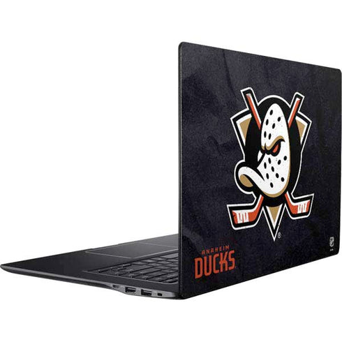NHL Anaheim Ducks Distressed Ativ Book 9 (15.6in 2014) Skin