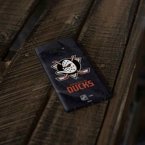 NHL Anaheim Ducks Distressed Galaxy Note 9 Skin