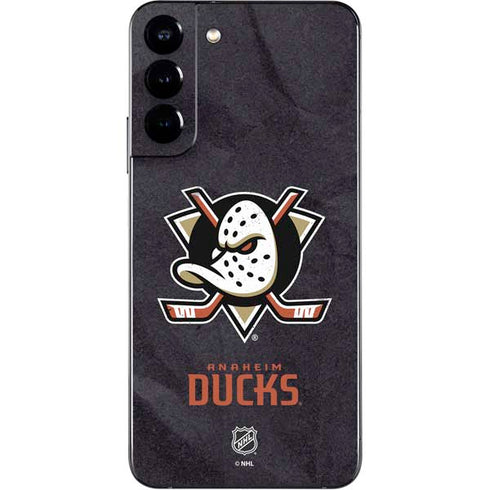 NHL Anaheim Ducks Distressed Galaxy S22 Plus Skin