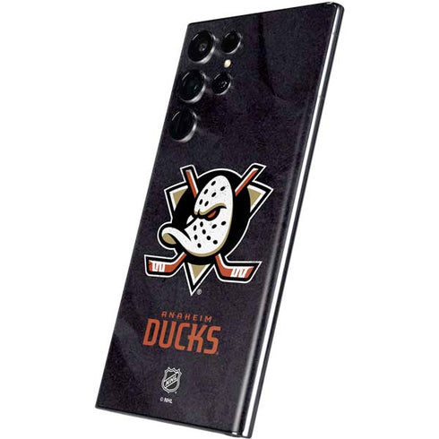 NHL Anaheim Ducks Distressed Galaxy S22 Ultra Skin