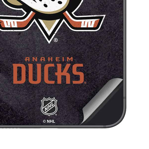 NHL Anaheim Ducks Distressed Galaxy S23 Skin
