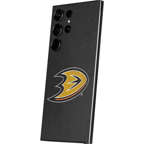NHL Anaheim Ducks Distressed Galaxy S25 Ultra Skin
