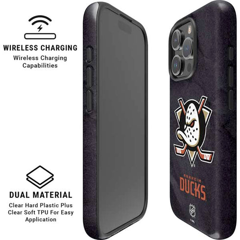 NHL Anaheim Ducks Distressed iPhone 16 Pro Max Magsafe Impact Case