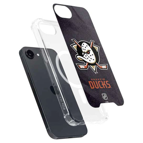 NHL Anaheim Ducks Distressed iPhone 16e MagSafe Case