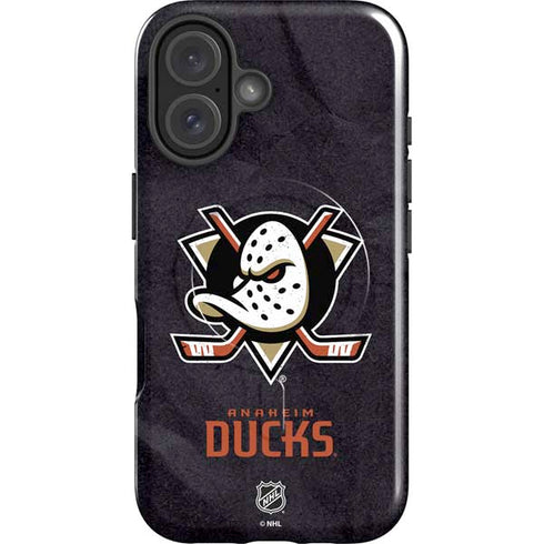 NHL Anaheim Ducks Distressed iPhone 17 Magsafe Impact Case