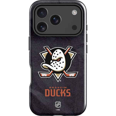 NHL Anaheim Ducks Distressed iPhone 18 Pro Impact Case