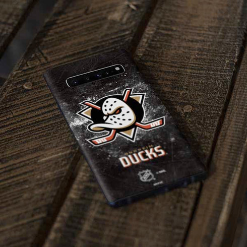 NHL Anaheim Ducks Iced Galaxy S10 Plus Skin