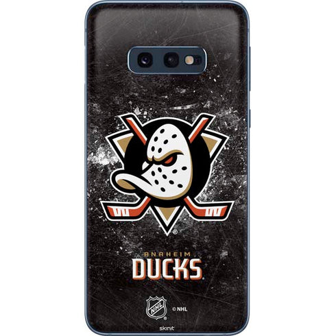 NHL Anaheim Ducks Iced Galaxy S10e Skin