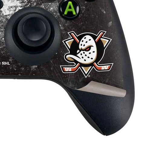 NHL Anaheim Ducks Iced Xbox Series X Bundle Skin
