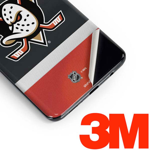 NHL Anaheim Ducks Jersey Galaxy S10 Skin