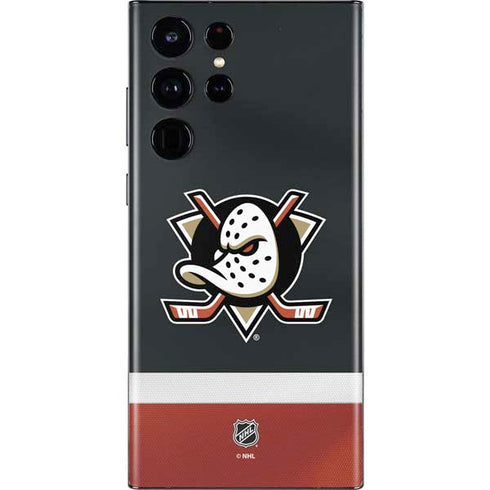 NHL Anaheim Ducks Jersey Galaxy S22 Ultra Skin
