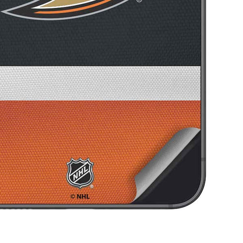 NHL Anaheim Ducks Jersey Galaxy S25 Plus Skin