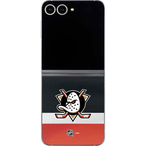NHL Anaheim Ducks Jersey Galaxy Z Flip6 Skin