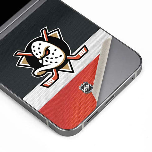 NHL Anaheim Ducks Jersey Galaxy Z Flip6 Skin