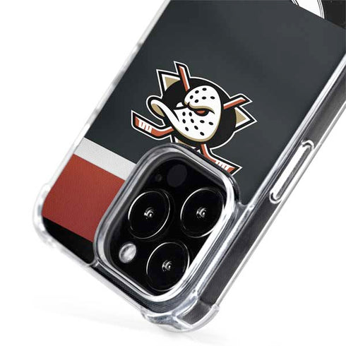 NHL Anaheim Ducks Jersey iPhone 15 Pro Max MagSafe Case