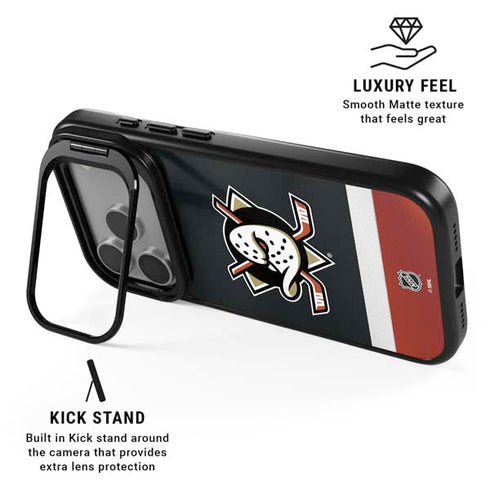 NHL Anaheim Ducks Jersey iPhone 17 Pro Max Kickstand Case