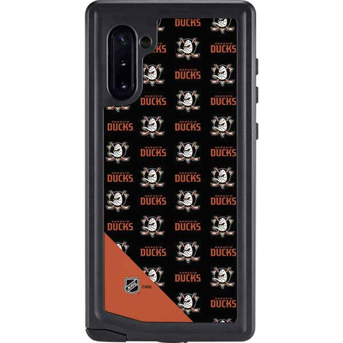 NHL Anaheim Ducks Pattern Galaxy Cases