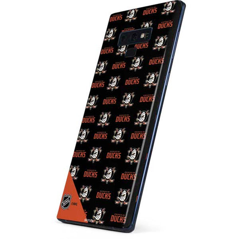 NHL Anaheim Ducks Pattern Galaxy Note 9 Skin