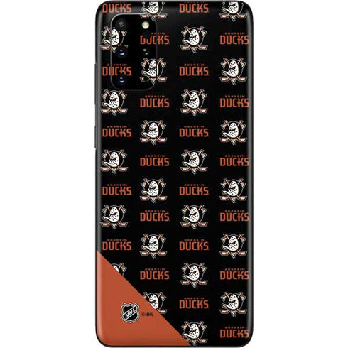 NHL Anaheim Ducks Pattern Galaxy S20 Plus Skin