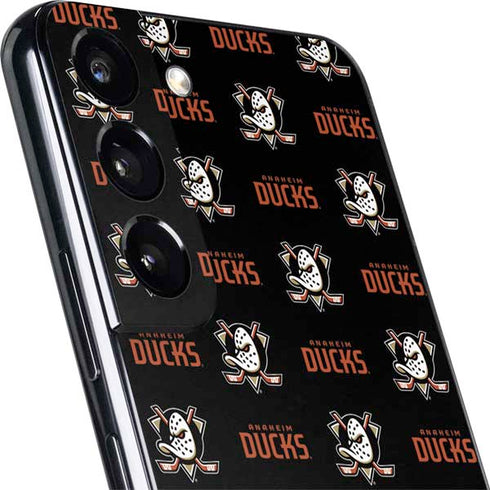 NHL Anaheim Ducks Pattern Galaxy S22 Plus Skin