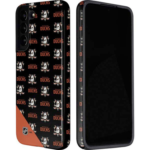 NHL Anaheim Ducks Pattern Galaxy S22 Pro Case