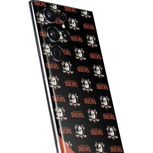 NHL Anaheim Ducks Pattern Galaxy S22 Ultra Skin