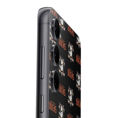 NHL Anaheim Ducks Pattern Galaxy S24 Skin