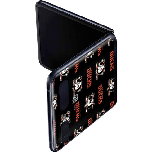 NHL Anaheim Ducks Pattern Galaxy Z Flip Skin