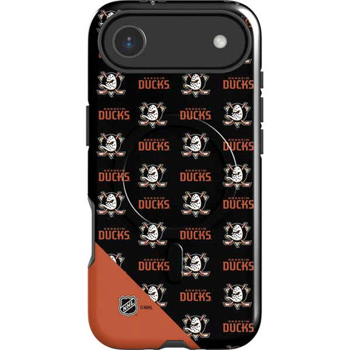 NHL Anaheim Ducks Pattern iPhone 17 Air Magsafe Impact Case