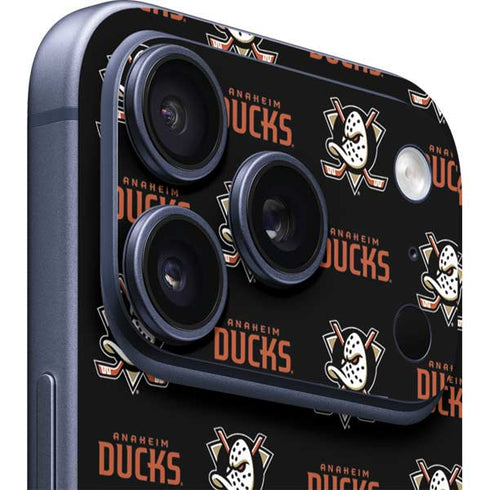 NHL Anaheim Ducks Pattern iPhone 17 Pro Max Skin