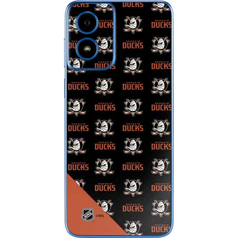 NHL Anaheim Ducks Pattern Moto G Play 4G (2024) Skin
