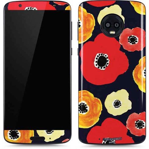 Bouffants and Broken Hearts Anemone Flower Moto G6 Skin