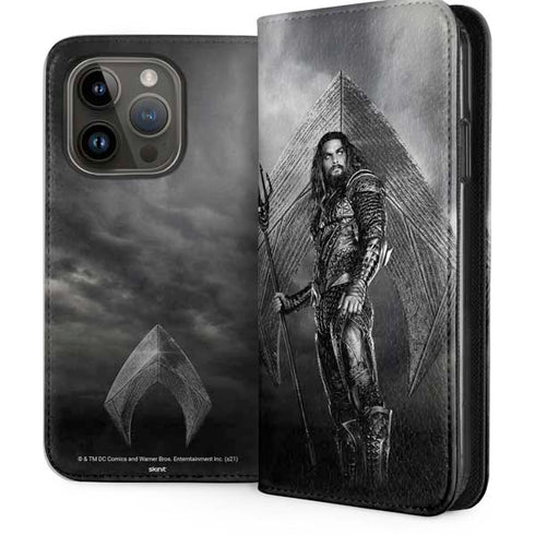The Justice League (2017) Aquaman Poster iPhone 15 Pro Folio Case