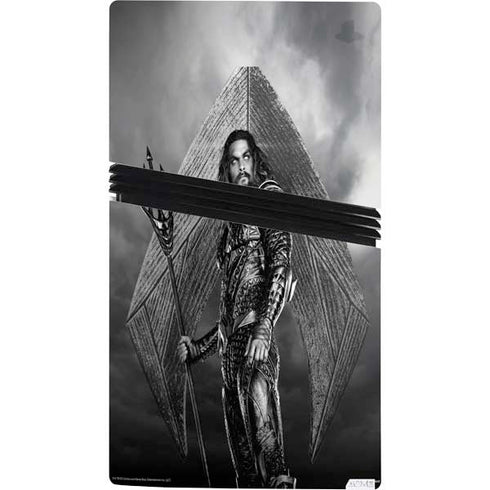 The Justice League (2017) Aquaman Poster PS5 Pro Bundle Skin