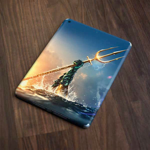 DC Comics Aquaman Movie Poster Trident Apple iPad Skin